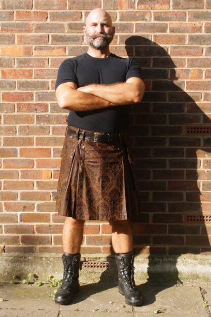 Brown damask wallpaper print kilt