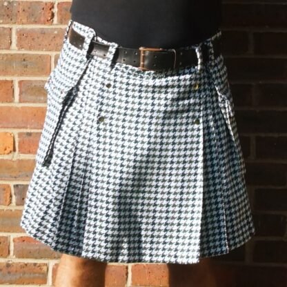 Green brown black white dog tooth check kilt